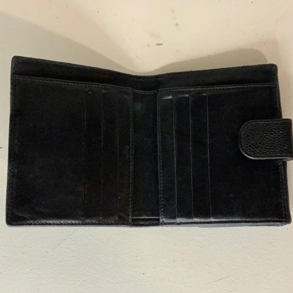 Chanel Coco Mark Bifold Wallet in Black Lambskin (4.5